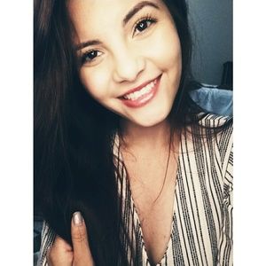 Meet your Posher, Izzie